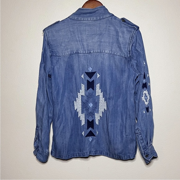 Rails Embroidered Smith Denim Shacket - Picture 5 of 10